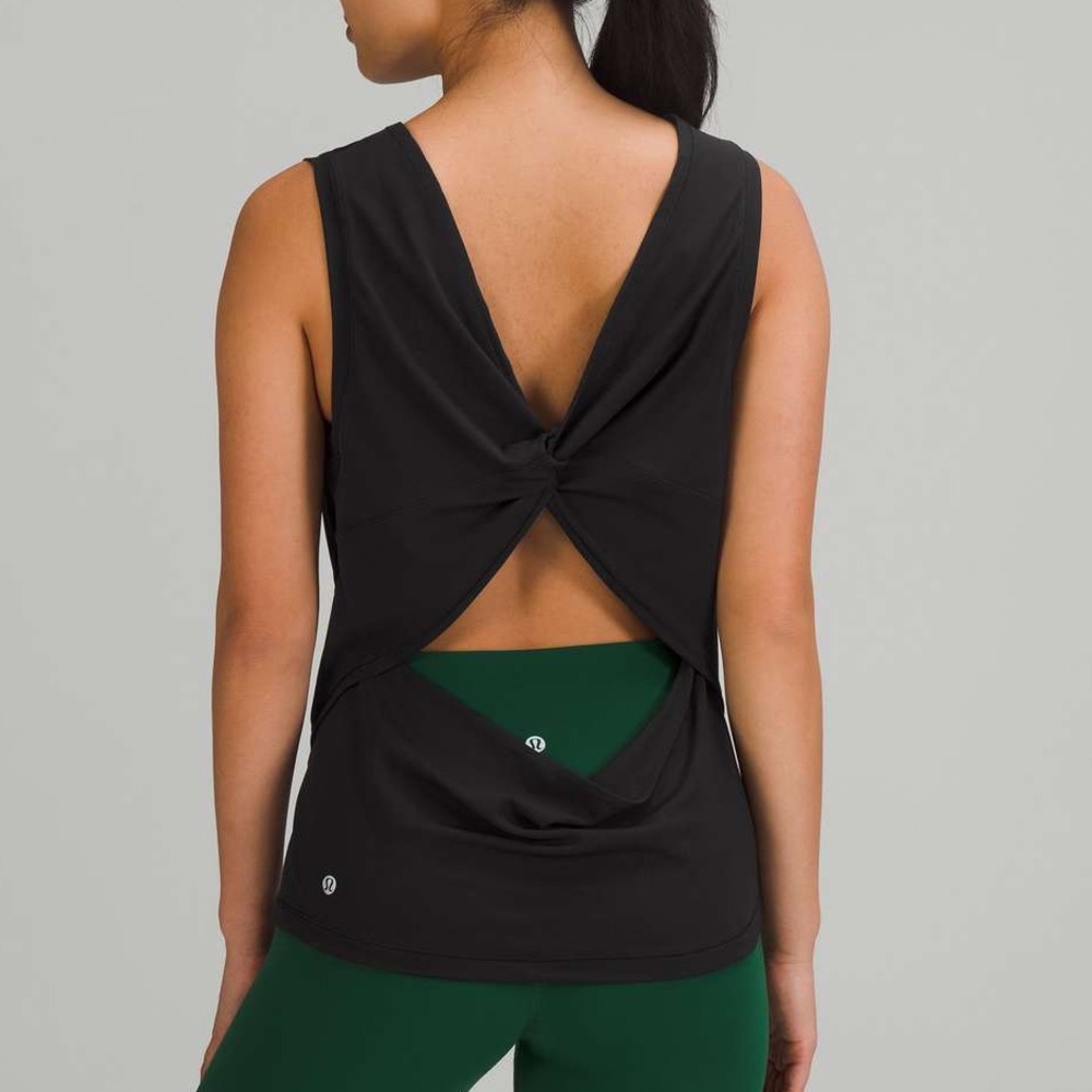 Lululemon Nulu Back-Twist Yoga Tank Top - NWT - Black - Size 2